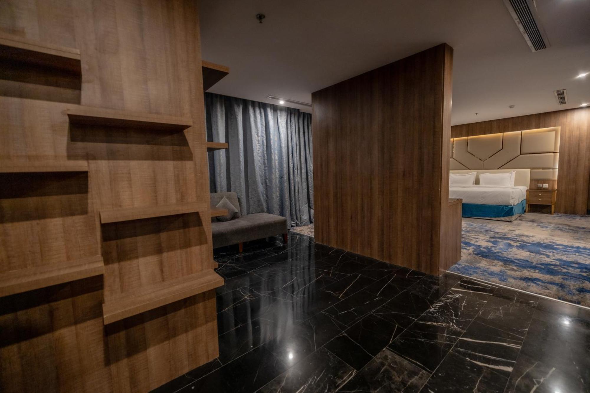 Mora Hotel By Pioneer Yidda Exterior foto