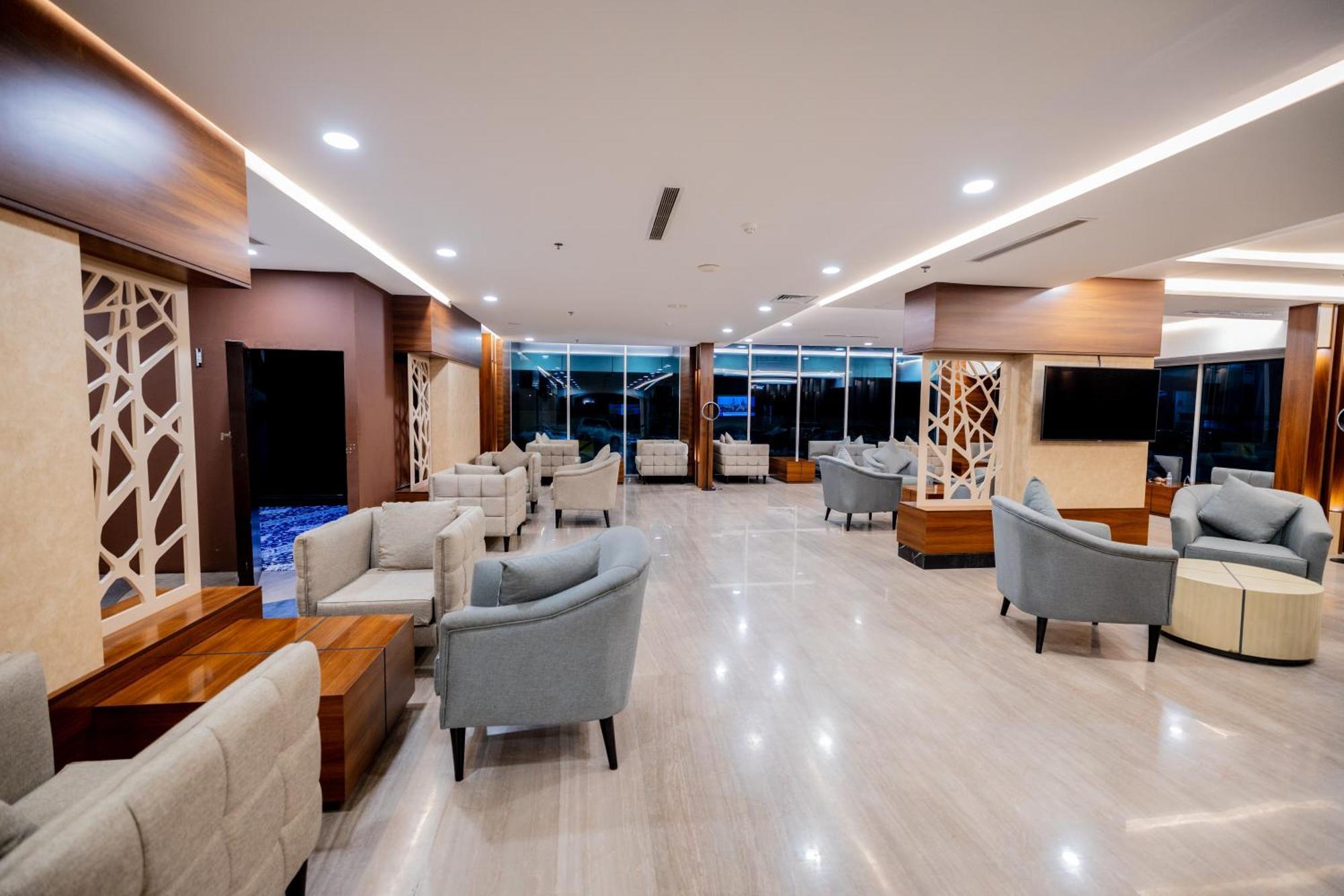 Mora Hotel By Pioneer Yidda Exterior foto